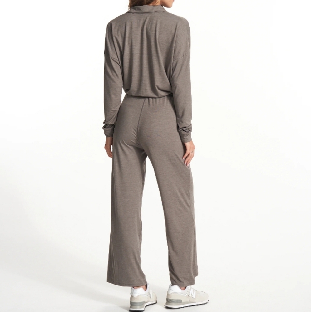 Vuori Lux Intentions Wide Leg Jumpsuit Smoke Heather L - Picture 2 of 15